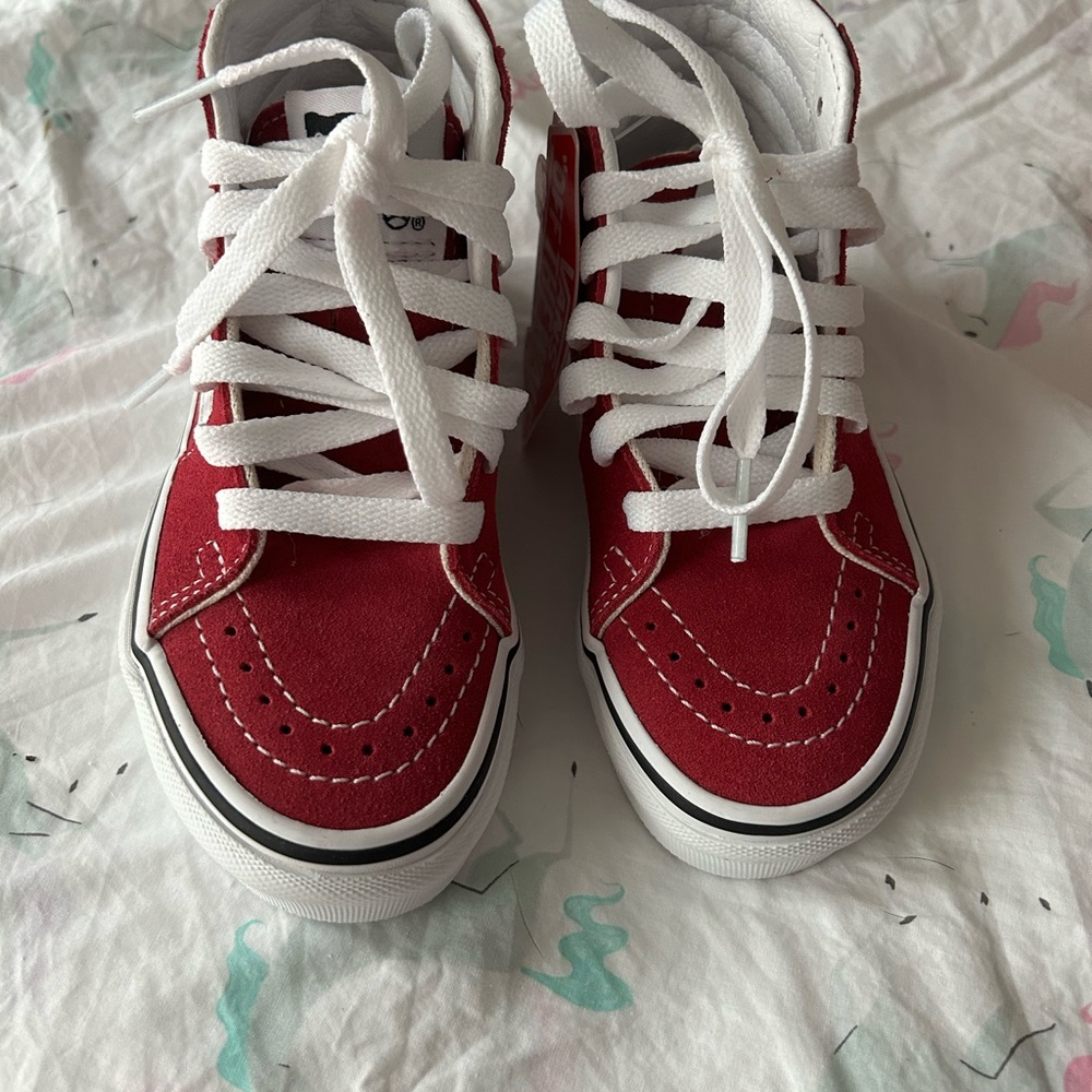 Vans - Picture 3 of 4